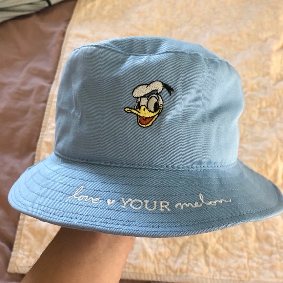 Disney Donald Duck Bucket Hat 